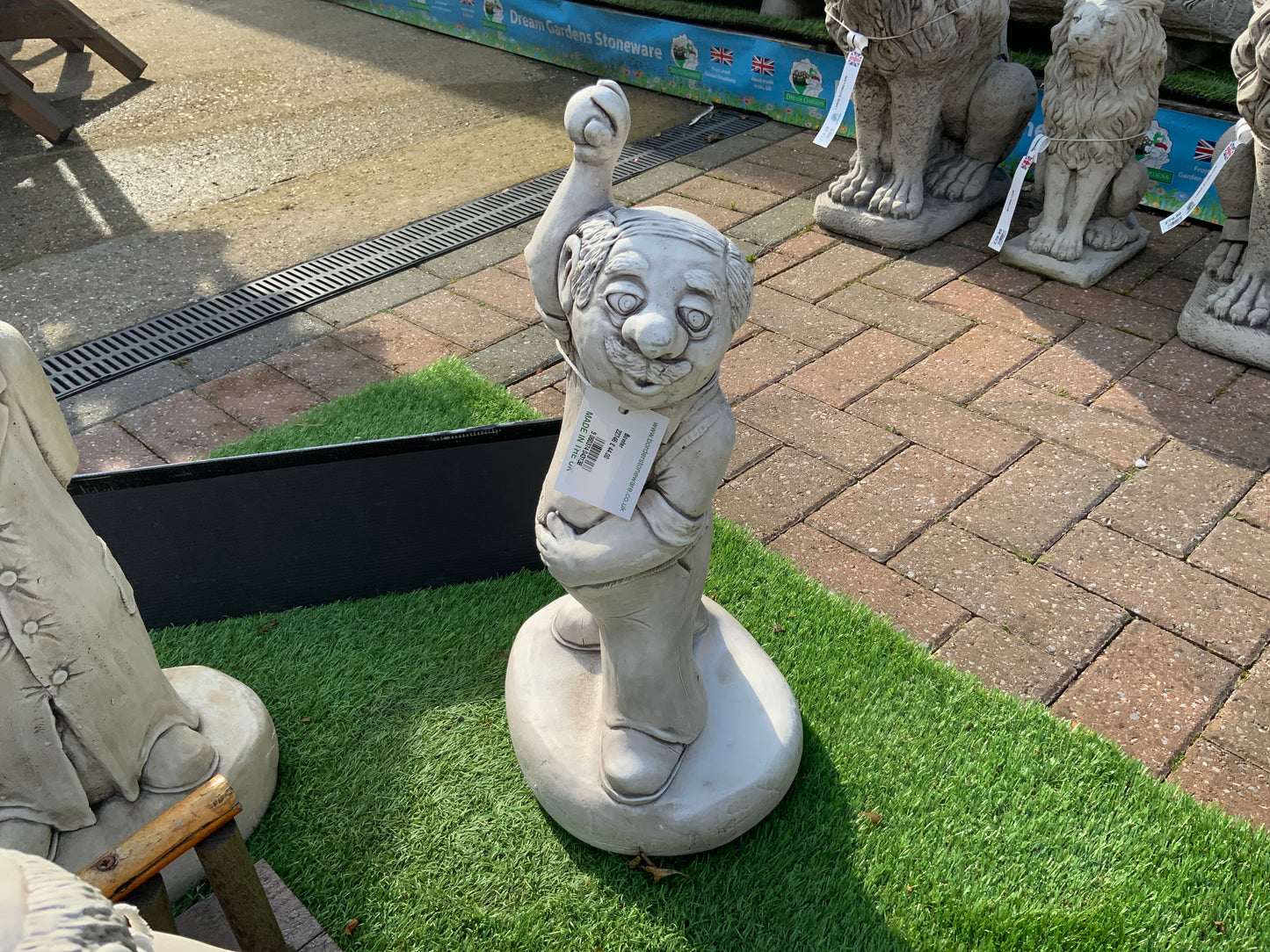 CRICKET BOWLER NOVELTY STATUE